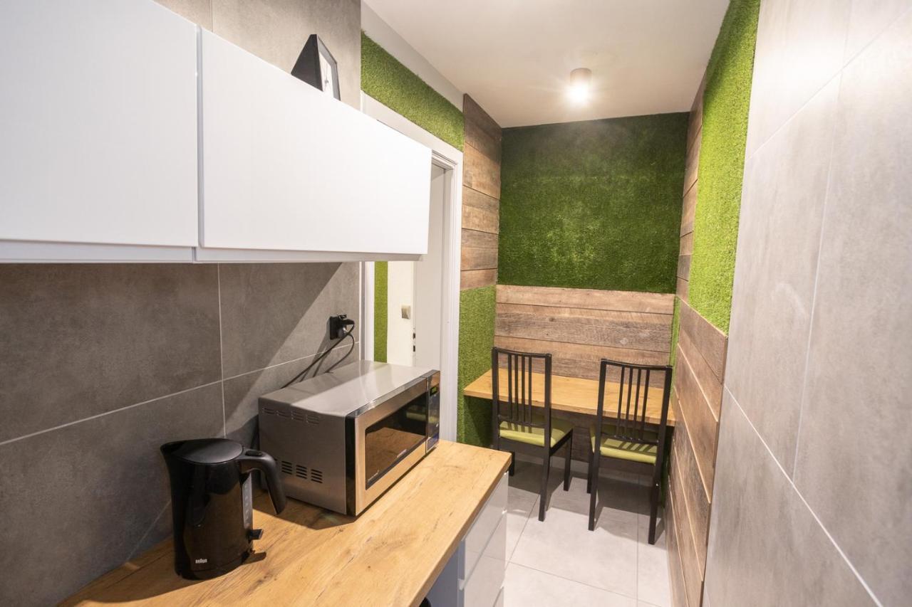 Kosciuszki Street Hostel Wrocław Buitenkant foto